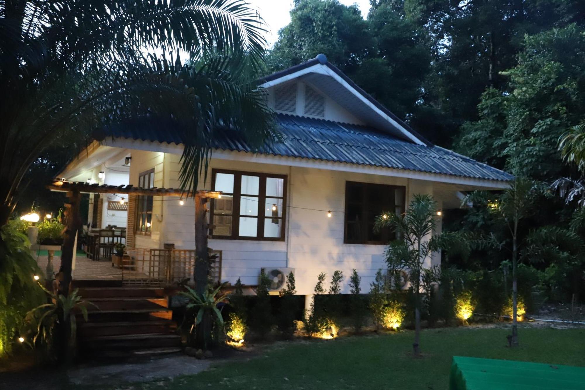 Hotel Kood Life à Ko Kut Extérieur photo